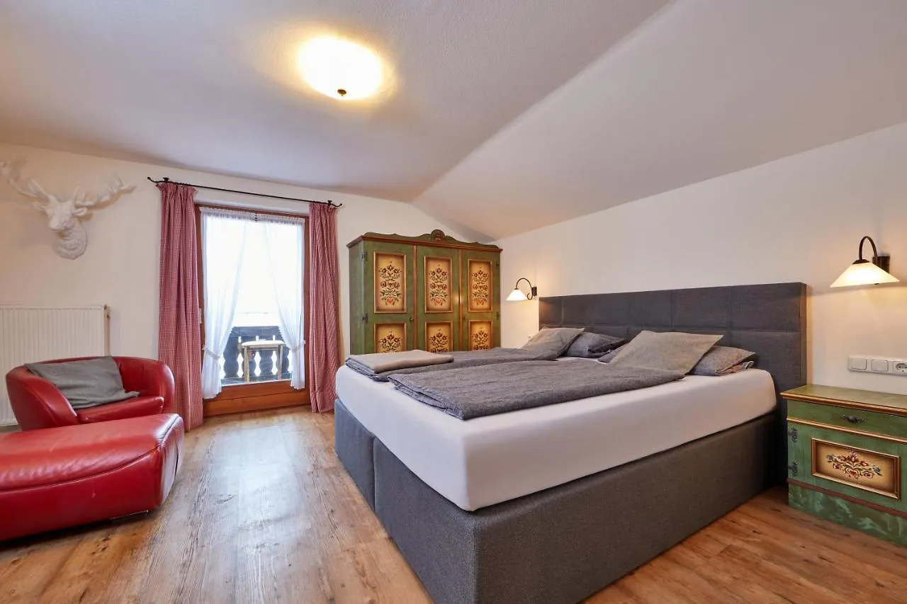 Gastehaus Gerold Bed & Breakfast Bad Kohlgrub 3*,